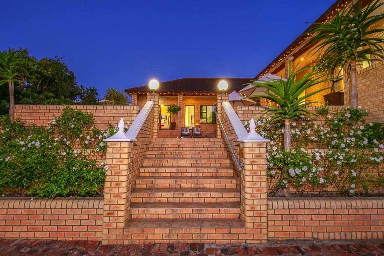 Amber Guest Lodge Knysna Bagian luar foto